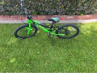 Specialized Hotrock 20 Bike