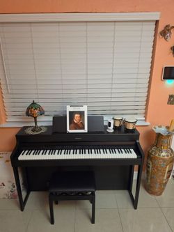 PIANO ROLAND MP200 DIGITAL ALTA GAMA.
