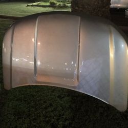 Explorer 2017 Hood (cofre)