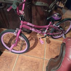 Kent BMX Bicycle For Girl, 20 Inch. Also Training Wheels. With Helmit And Knee Pads.