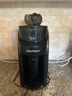 Baby Brezza Formula Pro Advanced WiFi Baby Formula Dispenser