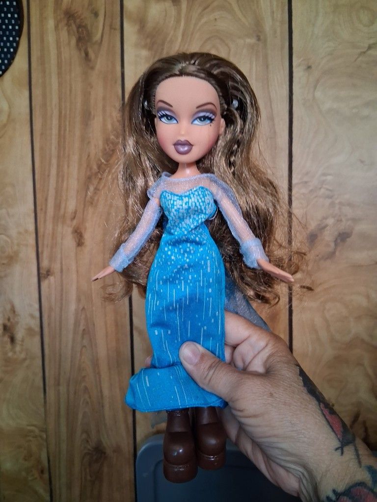 2001 Bratz Sasha Doll