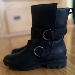 SOREL Lennox Moto Cozy Boot in Black 