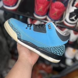 Jordan Retro “Powder Blue” 3 - Size 7