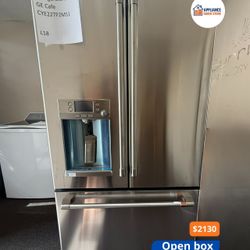 GE Café 22.1 cu. ft. French Door Refrigerator, Stainless, WiFi + Dispenser (CYE22TP2MS1)
