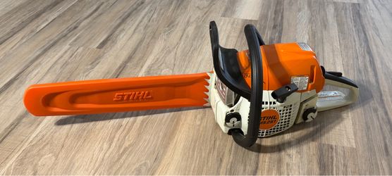 Stihl MS251 Wood Boss chainsaw (18” bar)