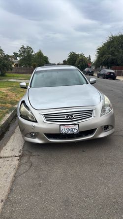 2011 Infiniti G25