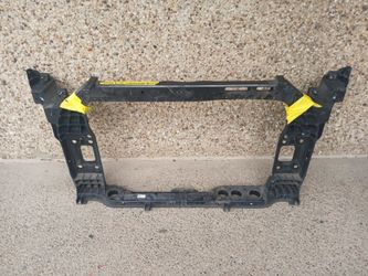2017-22 Kia Sportage Radiator Support