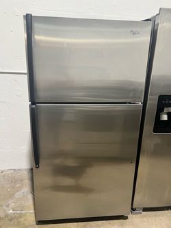 Whirlpool Stainless Steel Refrigerator 33 inches wide