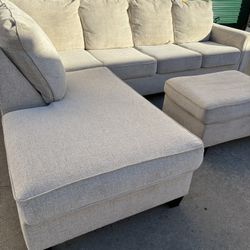 Beige Sectional Couch With Ottoman 🛻Delivery Available🛻