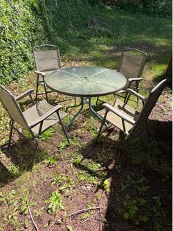 Table and 4 chairs