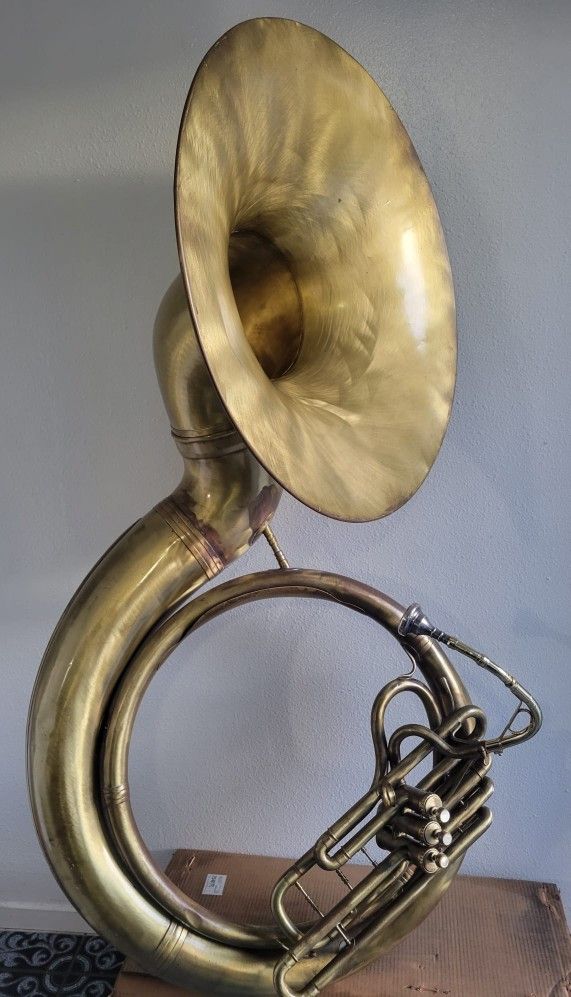 CONN 20K SOUSAPHONE/ TUBA for Sale in Los Angeles, CA OfferUp