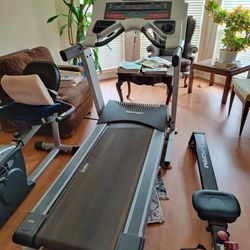 Treadmill, Epic 425 Max