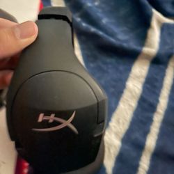HyperX cloud stinger core wireless head set for pc 