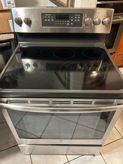 GE: Electric Stove Range 30”