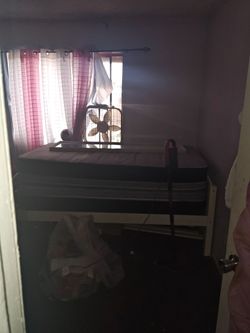 Twin mattress
