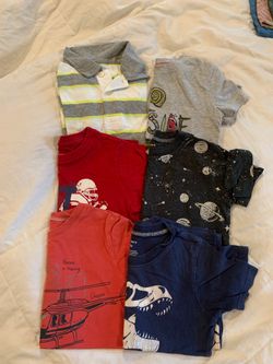 Boys short sleeve shirts size 4t EACH $1.00