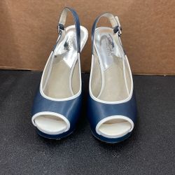 Michael Kors Heels.  Item No 667 (Shopgoodwill)