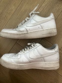 Nike Air Force 1 Low '07 in the classic "Triple White"