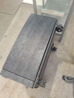 Whaser pedestal  black  color  I ASK $25.00 cash