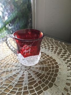 Vintage glass app 3" high