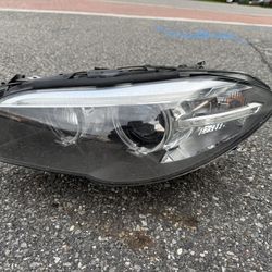 2016 BMW 528 Left Headlight 
