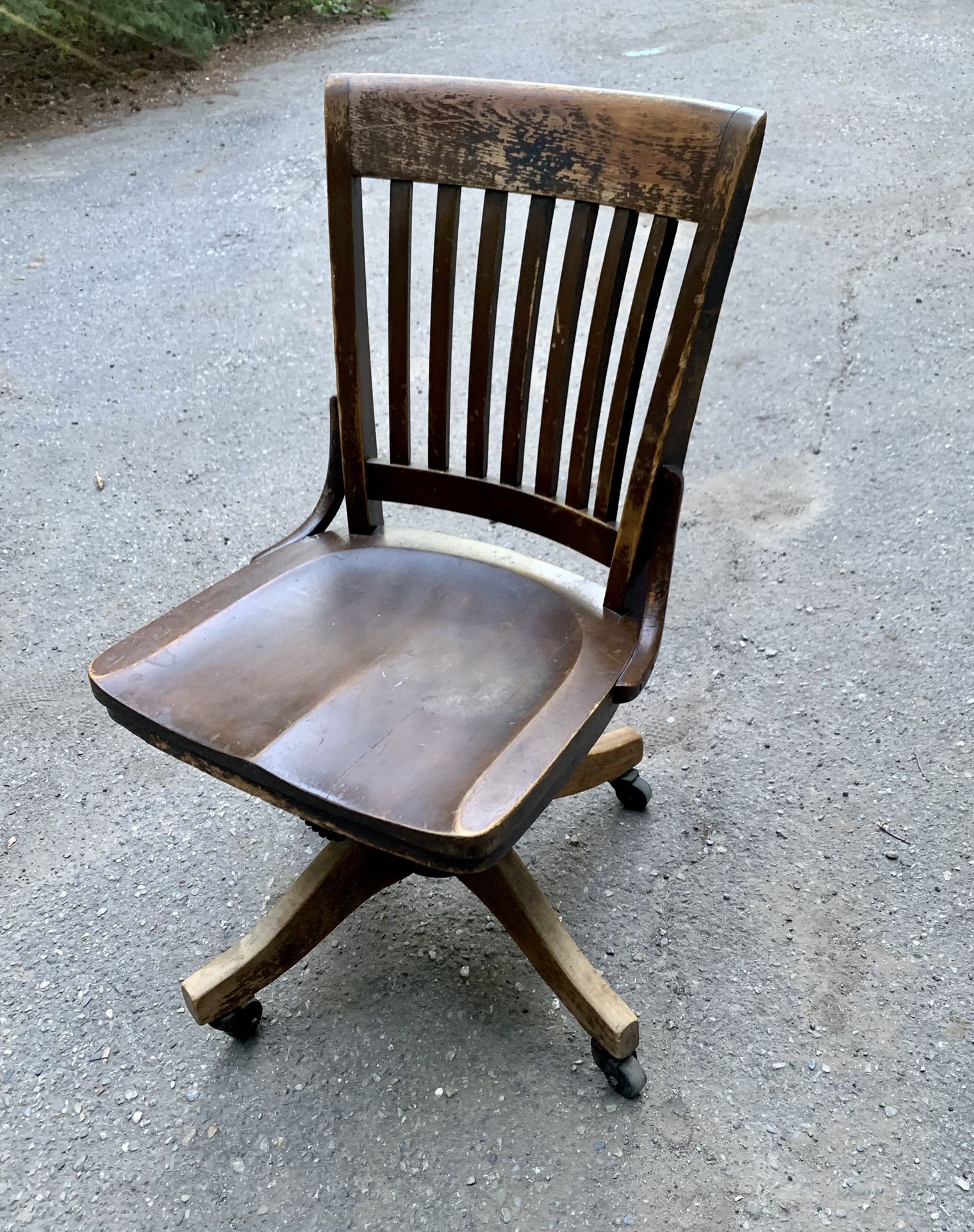 Antique Desk Chair colonial chair Co. Banker Adjustable swivel union pacific industrial