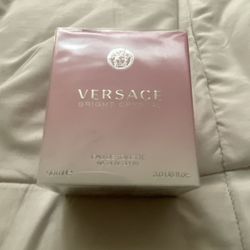 Versace Bright Crystal Perfume 