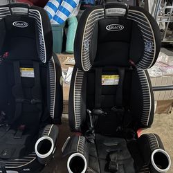 Graco 4Ever DLX 4-in-1 Car Seat, Black, Infant to Toddler Car Seat, with 10 Years of Use, Rear-facing, Forward-facing and Booster Modes, Safe, Comfort