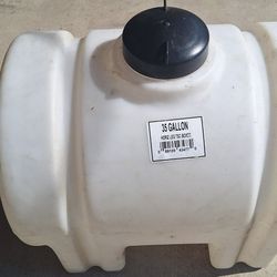 35 Gallon Water Tank