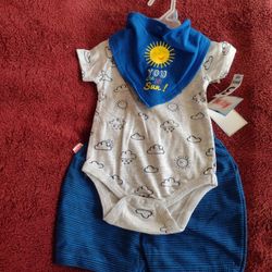 Baby boy Nuby 3 piece set 3/6M