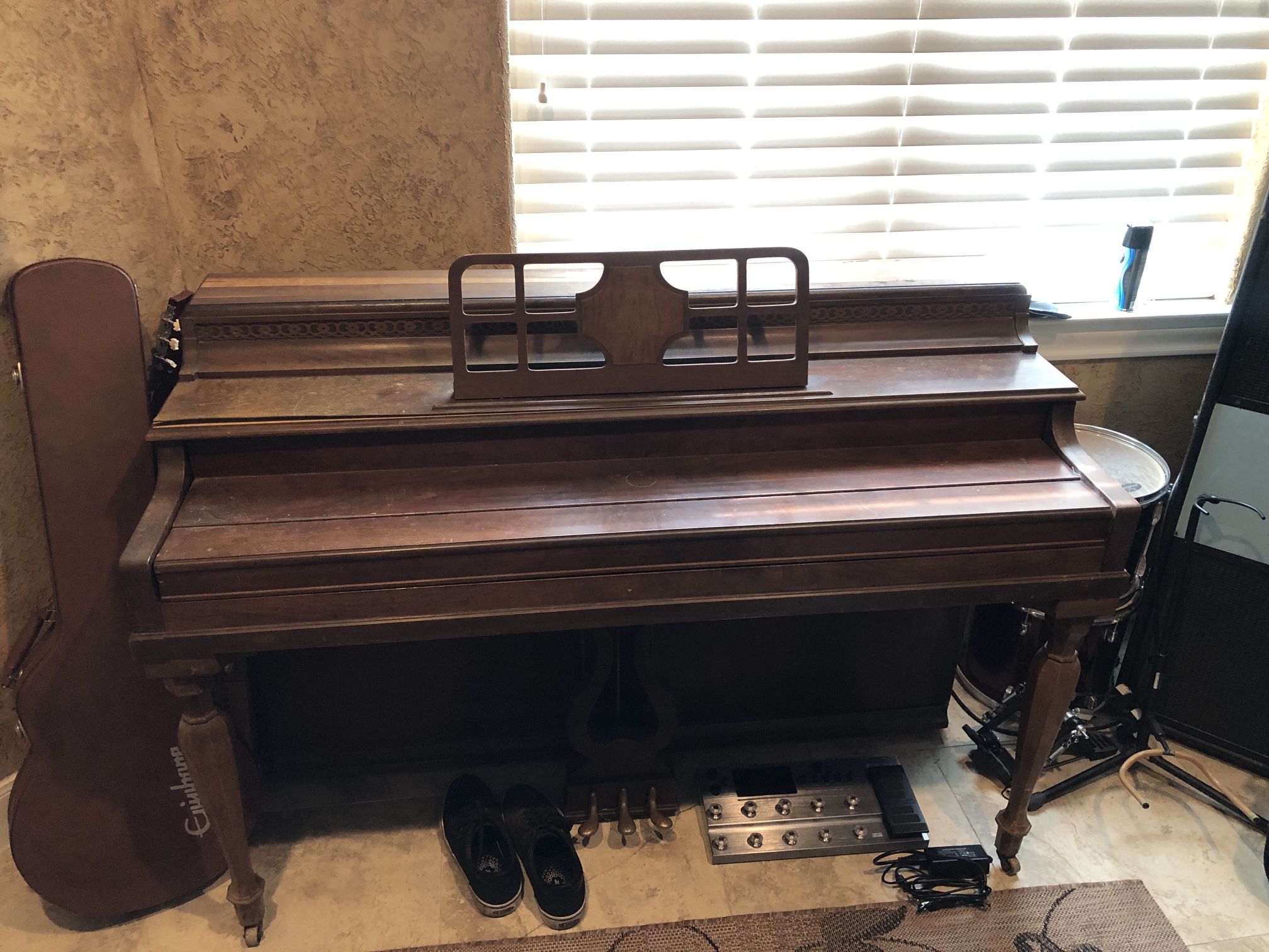 New York Winter Upright Piano