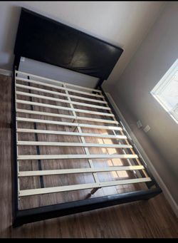 Queen bed