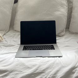 15 Inch MacBook Pro