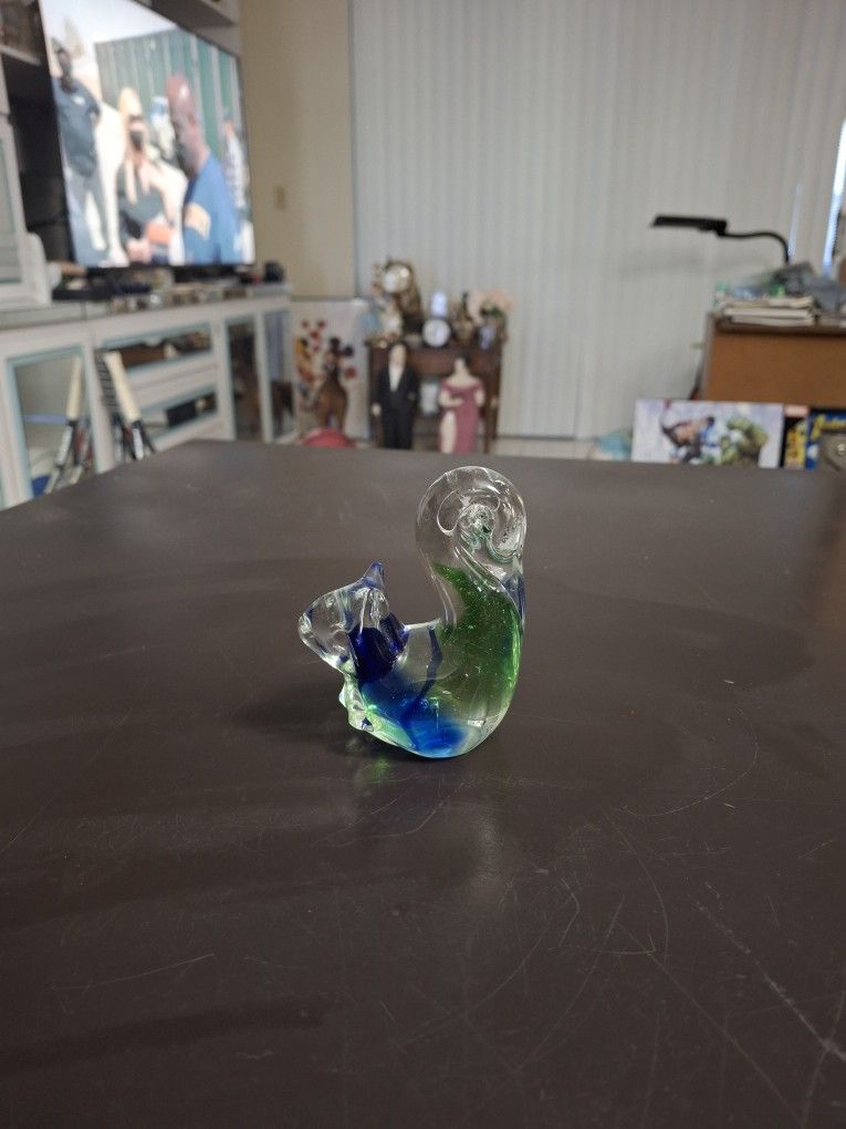 Crystal Glass Blown Art Squirrel Figurine Paperweight With Lovely Green & Blue Swirls 3.5"H (LED Display Light Extra-Not Incl)
