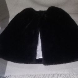 Girls Faux Fur Wrap