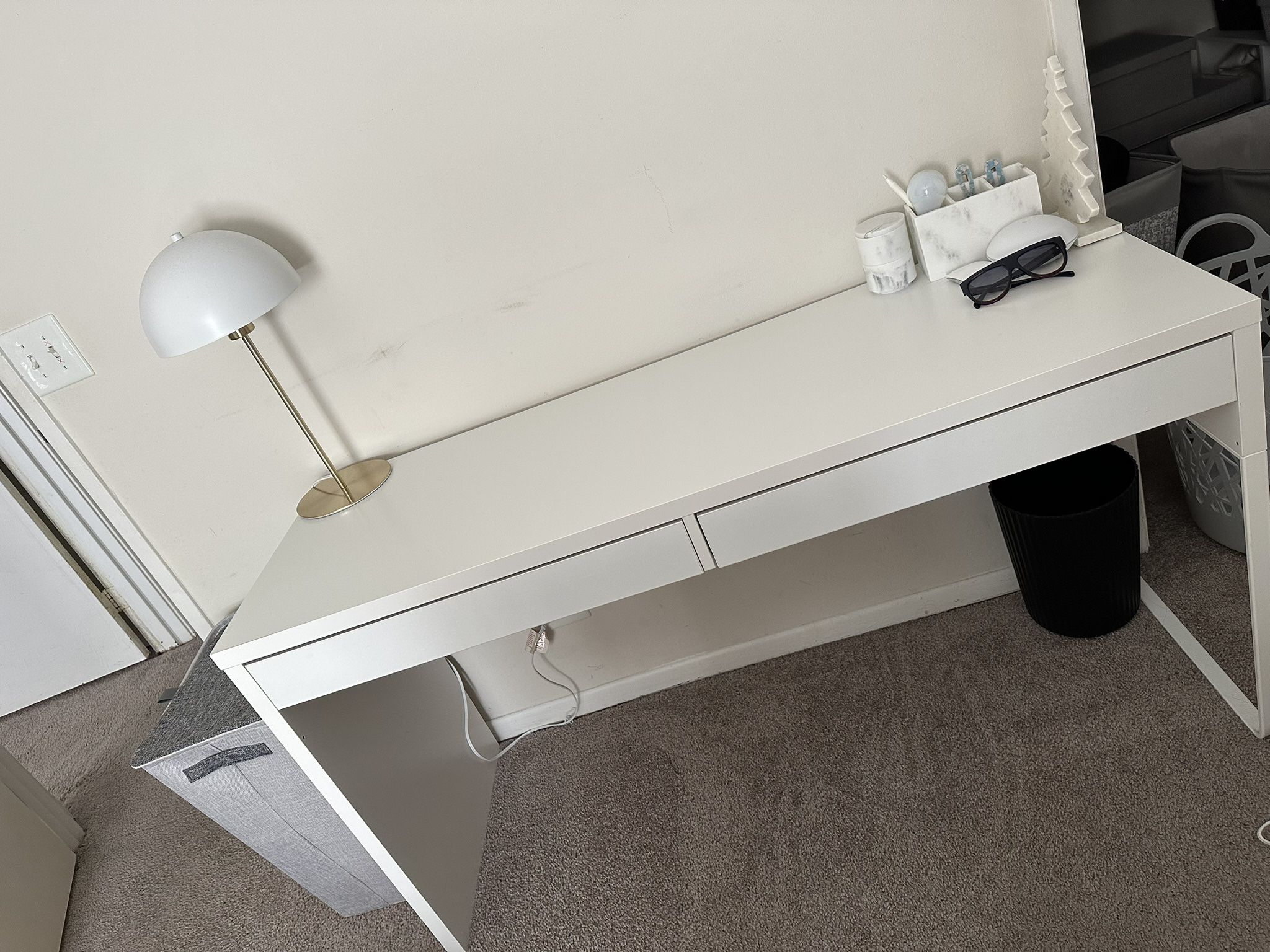 OFFICE DESK - IKEA MICKE