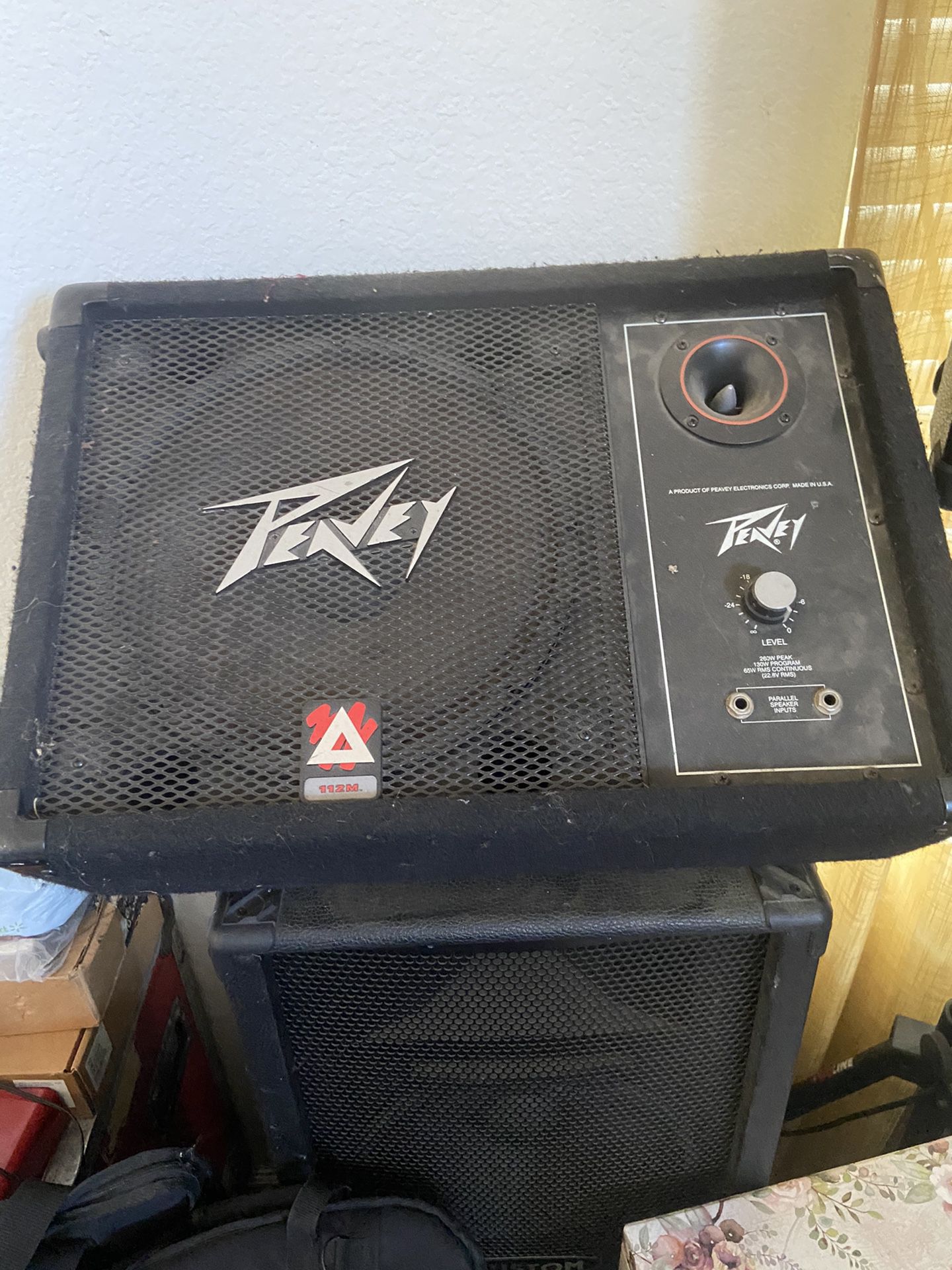 Peavey unpowered stage monitor