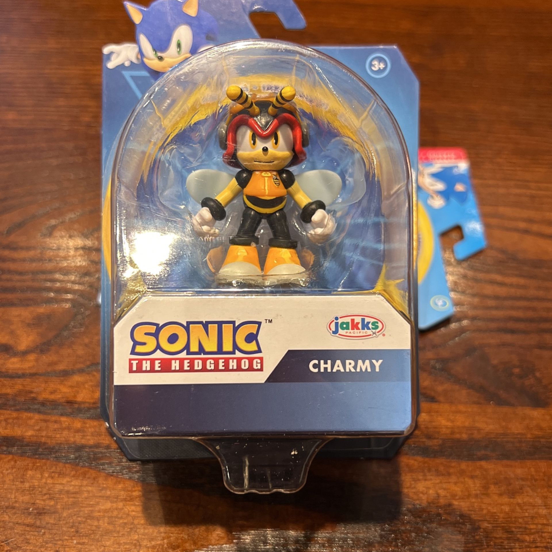Charmy Bee 2.5 Figure Jakks Pacific Sonic The Hedgehog