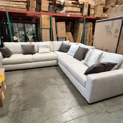  🛋️ Neron Light Gray Sectional Sofa – HUGE DEAL!