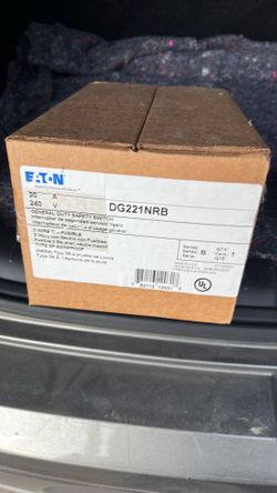 3 pole 30amp fusible disconnect 240v