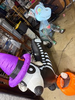 Halloween Inflatable Decorations Lot of 2