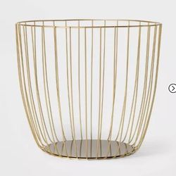 Metal Wire Basket Gold 16" x 18"