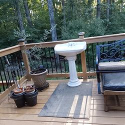 pedestal sink with faucet