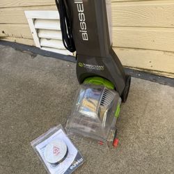 BISSEL Turbo Clean Power Brush Pet Carpet Cleaner Shampooer