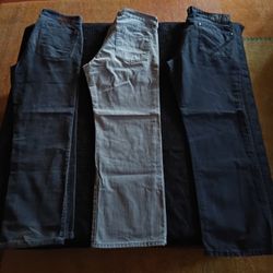 LOT OF 3 PAIR MEN'S PANTS JEANS SIZE 32 X 30 
CONVERSE OLD NAVY KENNETH COLE
