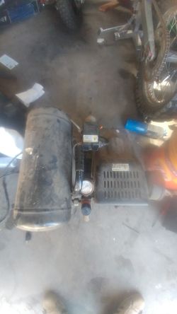 Air compressor