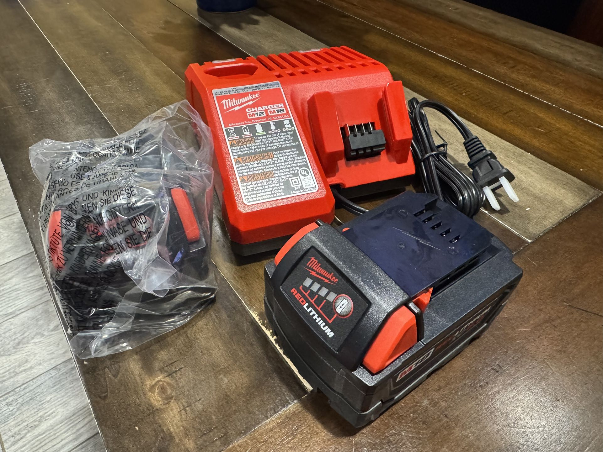 Milwaukee Battery Combo. 5.0.XC