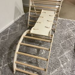 Kids Pickler Climbing Ladder
