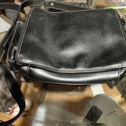Liz Claybourne Purse. Black With Red Interior Like New 